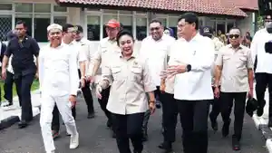 Gubernur-Jawa-Barat-Dedi-Mulyadi-dampingi-Titiek-Soeharto-372025.jpg