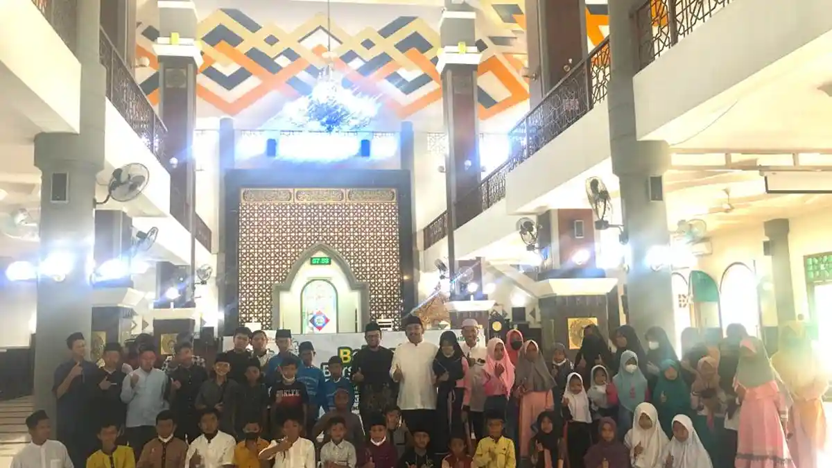Laznas LMI dan Bupati Ngawi Ony Anwar Adakan Gathering Bersama Yatim Dhuafa