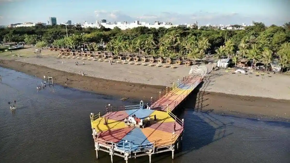 Penutupan Sementara Pantai Akkarena Diperpanjang