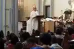 Misa Pontifikal di Gereja Katedral