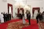 Jokowi Terima Surat Kepercayaan 13 Dubes