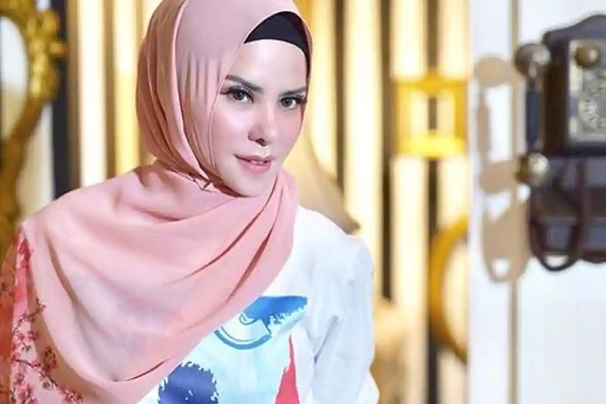 Angel Lelga Tulis Curhatan Soal Fitnah Usai Digerebek Vicky Prasetyo, Sampai Tutup Kolom Komentar