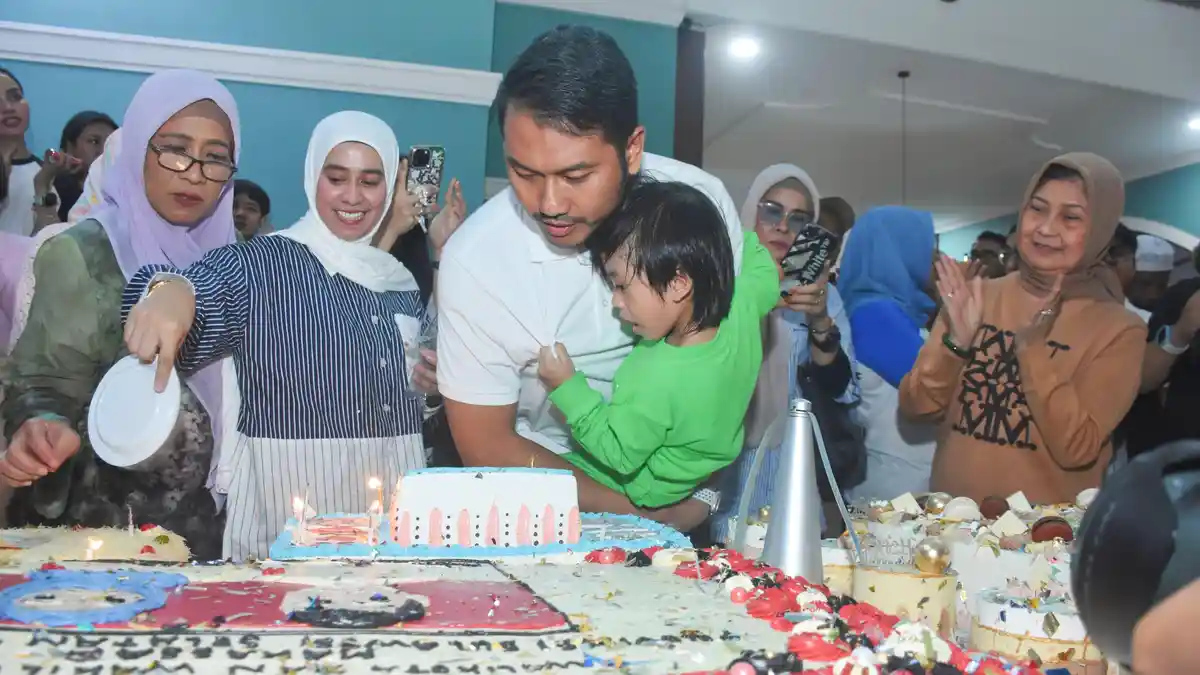 Keluarga dan Relawan Doakan Kemenangan di Hari Ulang Tahun Andi Seto