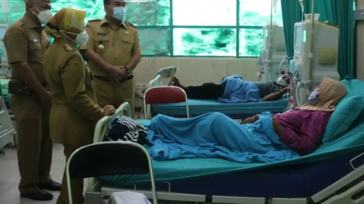 Tinjau RSUD Soetijono Blora, Bupati Arief Rohman Nilai Alat Cuci Darah Masih Kurang
