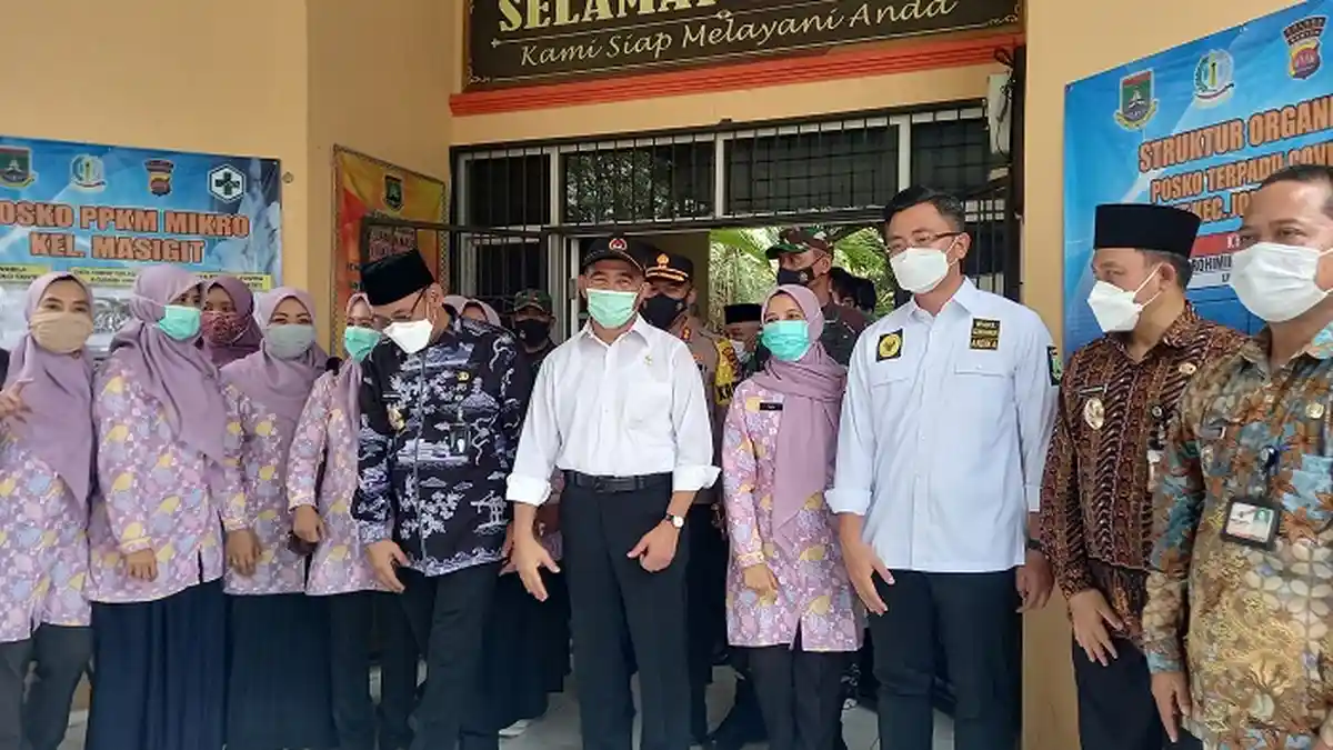 Tidak Cukup dengan 3M, Menko PMK:  Perlu Adanya 3T untuk Menekan Angka Positif Covid-19