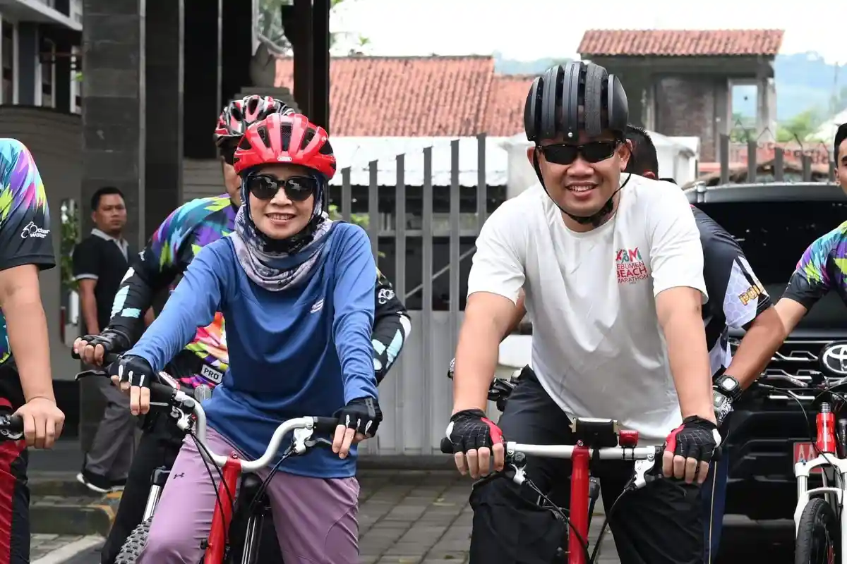 Bupati dan Wakil Bupati Kebumen Berebut Rekomendasi PDIP sebagai Bakal Calon Bupati di Pilkada 2024