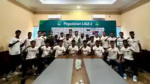Tim_KS_Tiga_Naga_kala_dilepas_Asprov_PSSI_Riau_ke_putaran_nasional_U-15.jpg