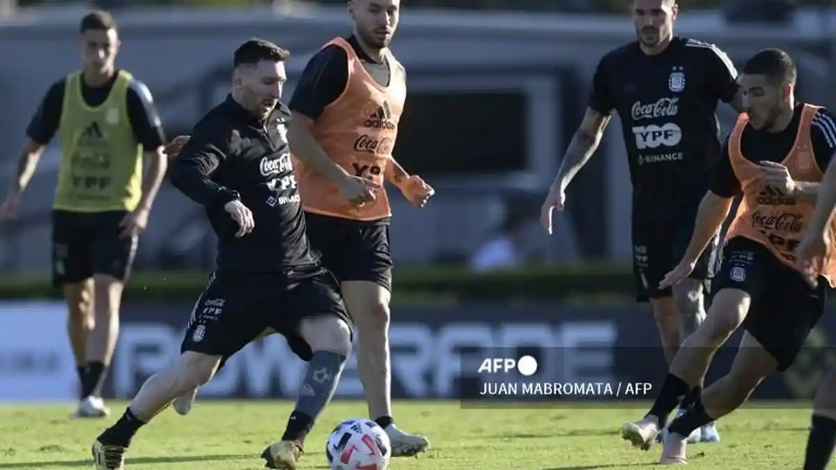 Argentina vs Venezuela: Leo Messi Akan Bertemu sang Guru, Pekerman Adalah Pelatih Saat Messi Debut