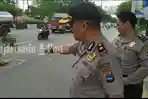 Warga Tanam Pohon Pepaya di Jalan Nasional yang Berlubang di Kota Banjarmasin Kalimantan Selatan