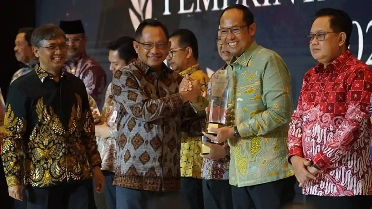 Menyambut Program Makan Siang bergizi dan Peluang Transformasi Ekonomi di Bangka Beltung - 20250125-Pj-Gubernur-Bangka-Belitung-Sugito.jpg