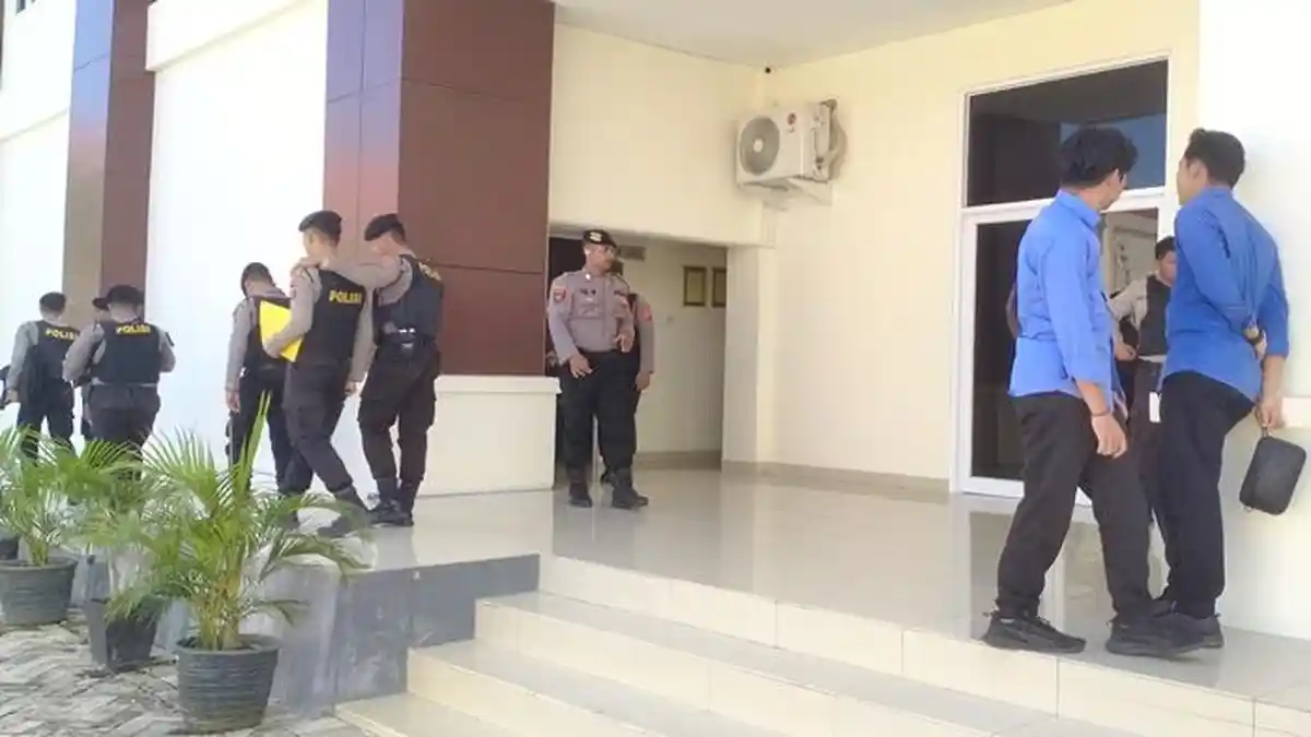 Junaedi Pembunuh Satu Keluarga di PPU Ditaruh Terpisah Saat Persidangan Pemeriksaan Saksi