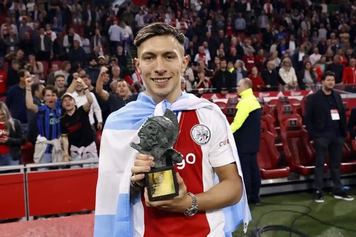 Lisandro Martinez On the Way ke Man United Berkat Edwin Van Der Sar, Reuni dengan Erik Ten Hag