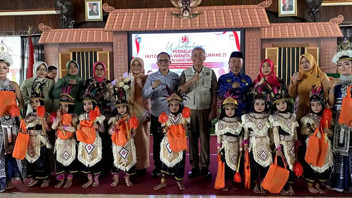 HUT DWP ke-25, Pj Bupati Nganjuk Apresiasi Peran Ibu dalam Membangun Generasi Penerus