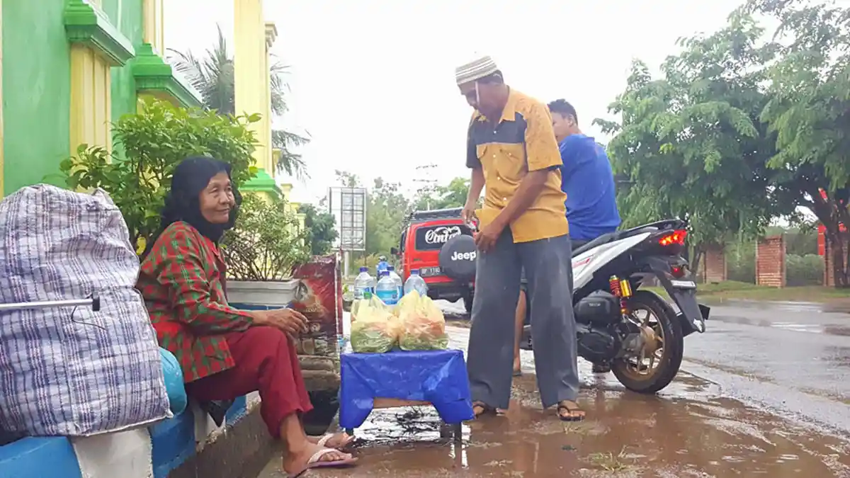 Pemakaman KM 25 Kijang! Kisah Perjuangan Mahyuti Cs Menyambung Hidup dengan Bunga!