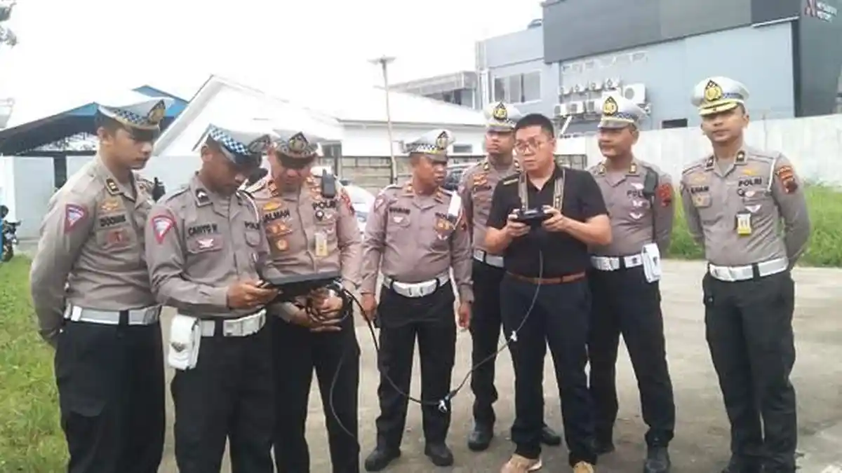 Ditlantas Polda Jateng Bersama Satlantas Polresta Cilacap Gelar Uji Coba ETLE Drone