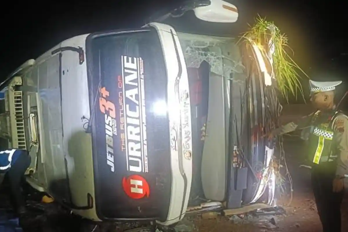 Kecelakaan Maut Bus PO Haryanto di Tol Batang Tewaskan 3 Orang, 21 Orang Luka-luka, Ini Identitasnya