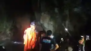 Tenggelam-di-Air-Terjun-Tembok-Barak-Bali-Korban-Sempat-Dibawa-Ke-Tepi-Tapi-Kembali-Terseret.jpg