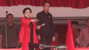 Presiden-Jokowi-dan-Megawati-Soekarnoputri-saat-menghadiri-Puncak-Bulan-Bung-Karno-2023.jpg