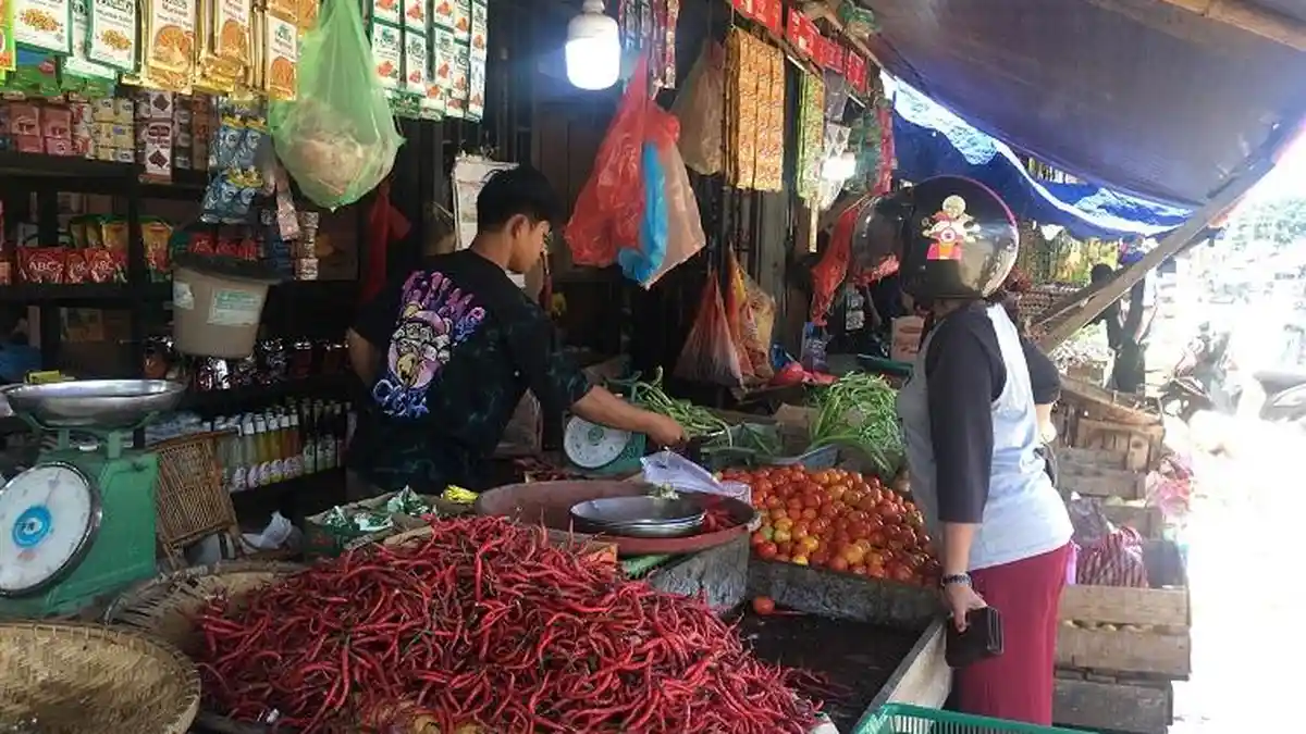 Kabar Baik! Harga Cabai Mulai Turun di Pasar Baru Mamuju