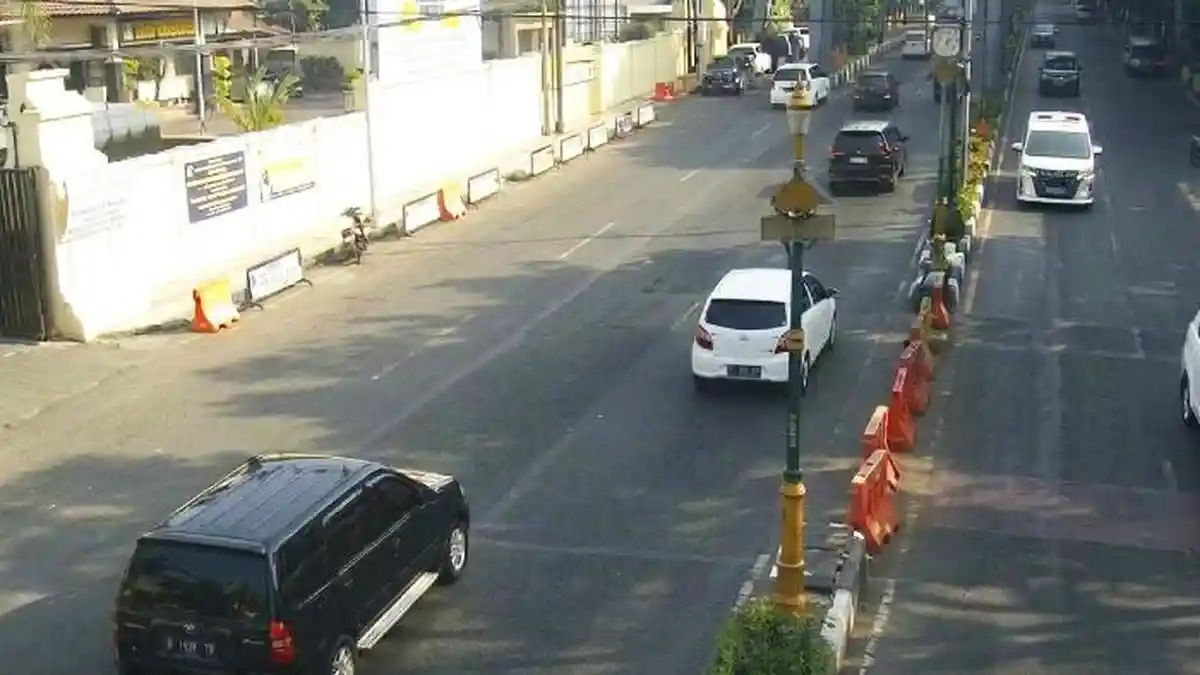 Cuaca Malang-Kota Batu Hari Ini Kamis 15 Oktober 2026: Kompak Berawan, Suhu Terdingin 16 °C