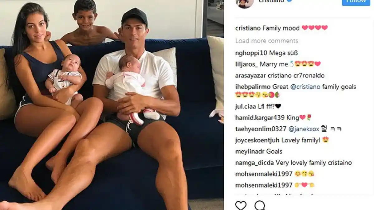 Foto Keluarga Cristiano Ronaldo Raih 5,2 Juta Like Dalam 12 Jam