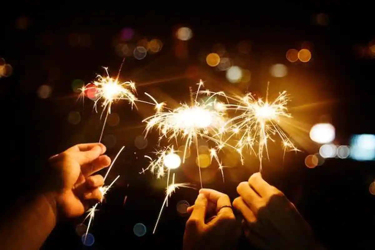 40 Daftar Link Twibbon Tahun Baru 2023, Lengkap Kartu Ucapan Kekinian untuk Caption Sosial Media