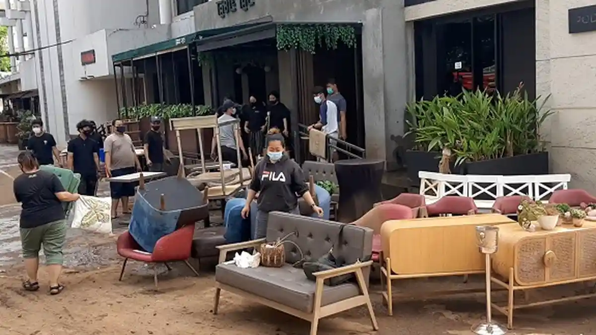 Anies: Alhamdulillah Banyak Warga yang Sudah Kembali ke Rumah