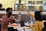 New Normal, Food Court Tunjungan Plaza Pasang Sekat Pembatas