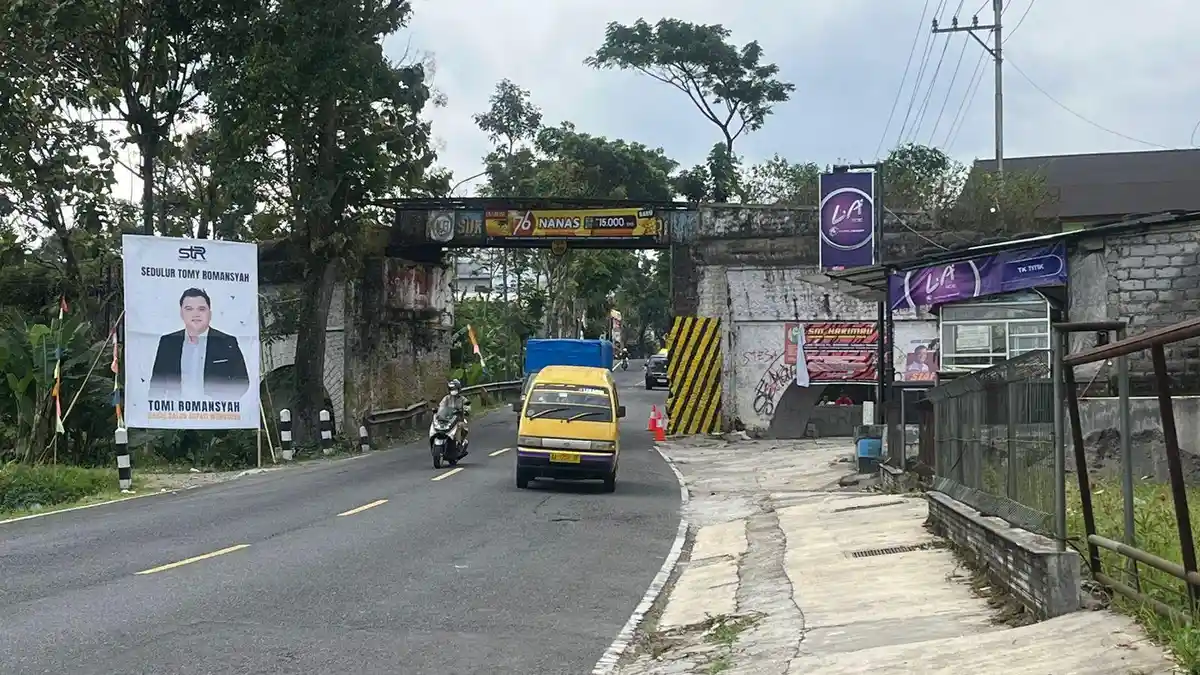 Jalan Nasional Banjarnegara-Wonosobo Ditutup Sementara, Pembongkaran Jembatan Bekas Rel Nonaktif 