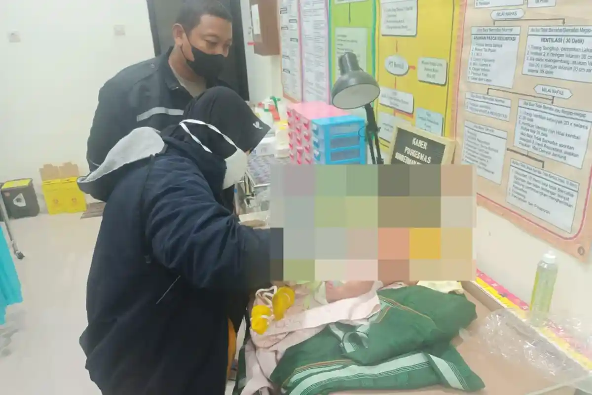Nasib Bayi di Malang Dibuang di Depan Teras, Ortu Tinggalkan Surat Wasiat: Ingin Kejar Karir