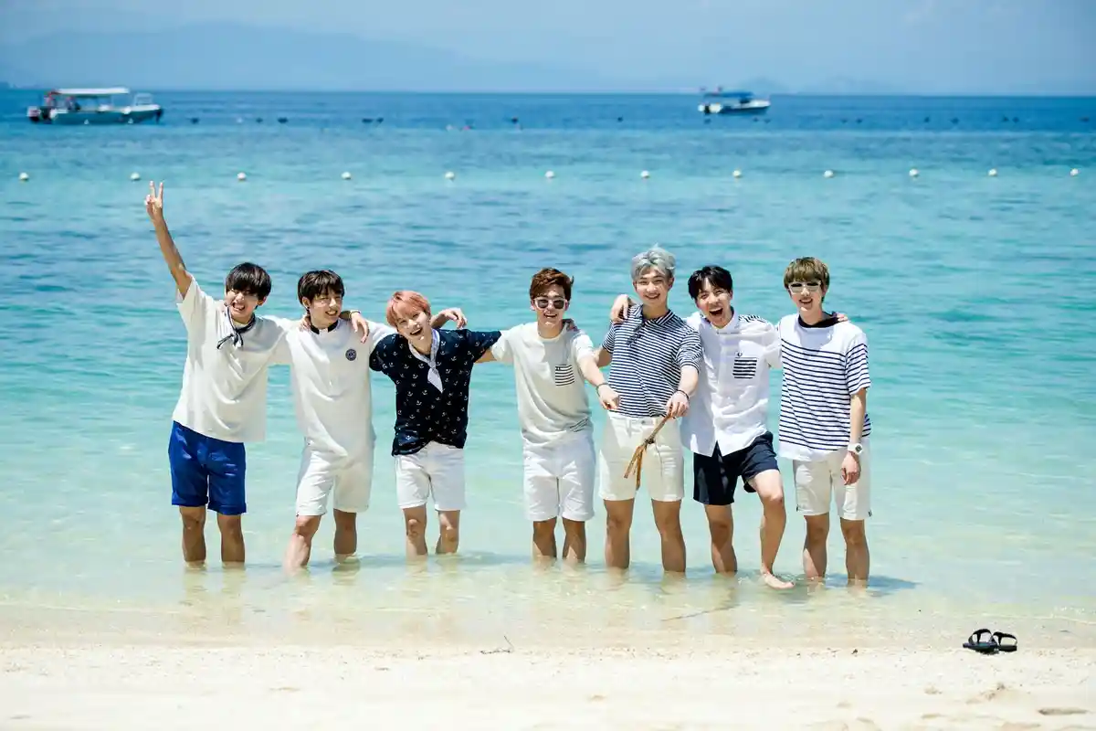 Yuk Intip Member BTS Isi Liburan di Masa Vakum Sementara, RM Tebus Waktu yang Sempat Hilang