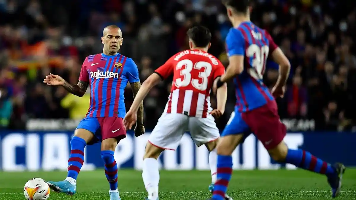 LIGA SPANYOL: Akankah Barcelona Perpanjang Kontrak Dani Alves?