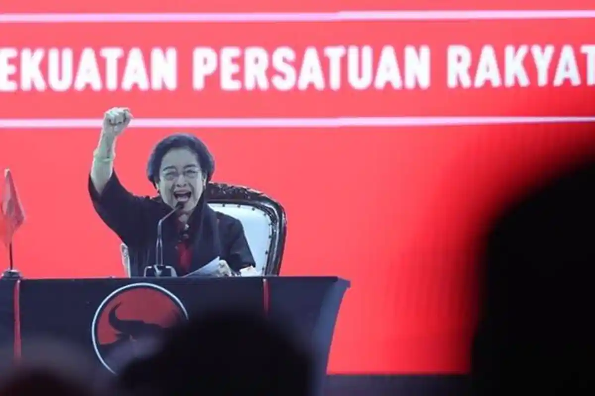 Megawati Minta Masyarakat Tidak Takut kepada Polisi saat Berpidato di Rakernas PDIP