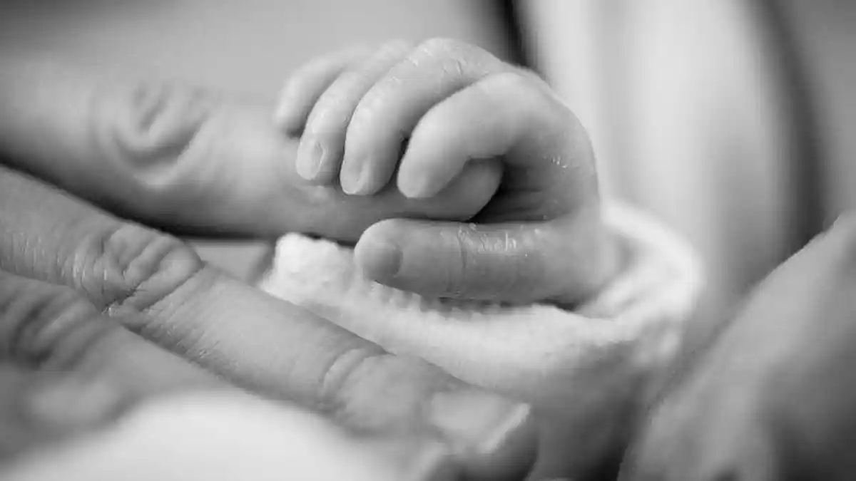 Bayi 6 Minggu Meninggal Dunia setelah Terinfeksi Virus Corona, Diyakini Jadi yang Termuda