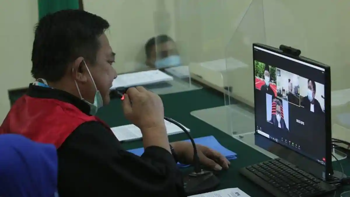 Majelis Hakim Terima Pengajuan Kuasa Hukum Mustafa, Tunda Pemeriksaan Terdakwa