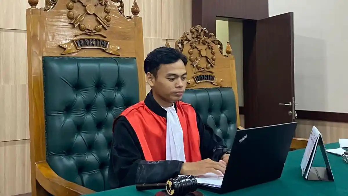 Tidak Menunggu Pelanggan Datang ke Toko