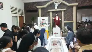 jenazah-USkup-Emeritus-Kherubim-Pareira.jpg