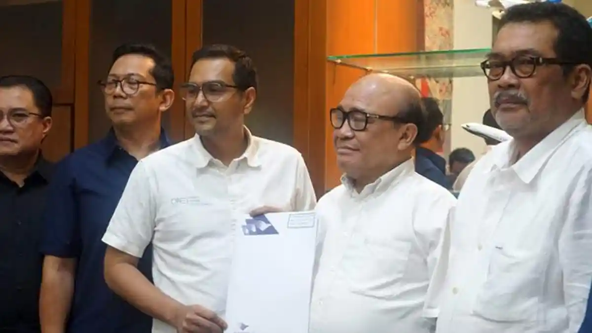 Pecat 4 Direksi, 5 Komisaris Garuda Indonesia Tunjuk 2 Direktur dan Setujui 4 Plh Direktur
