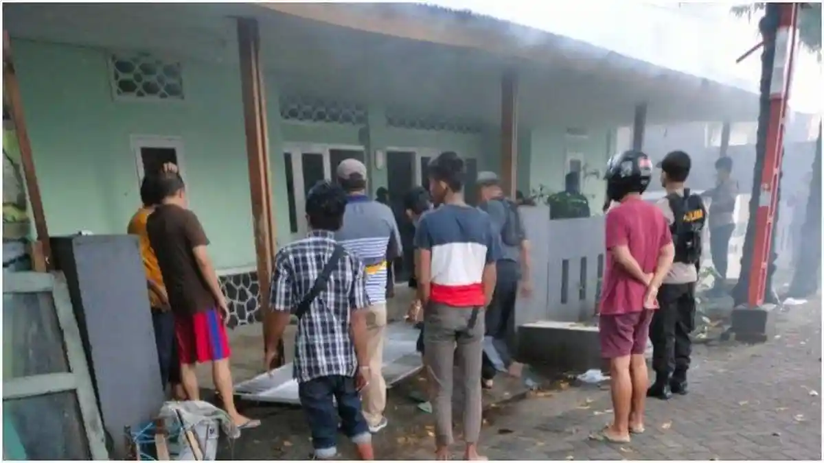 Detik-detik Asrama Mahasiswa di Makassar Diserang, Pelaku Bawa Papporo dan Lemparkan Bom Molotov