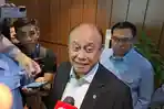 Sebelum-Dicopot-Dadan-Masih-Dampingi-Presiden-Prabowo-Tinjau-Dapur-MBG-di-Palmerah.jpg
