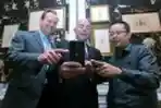 Pre-launch BlackBerry Aurora