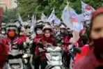 Ganjar Temui Pendemo Tolak Omnibus Law UU Cipta Kerja di Jateng