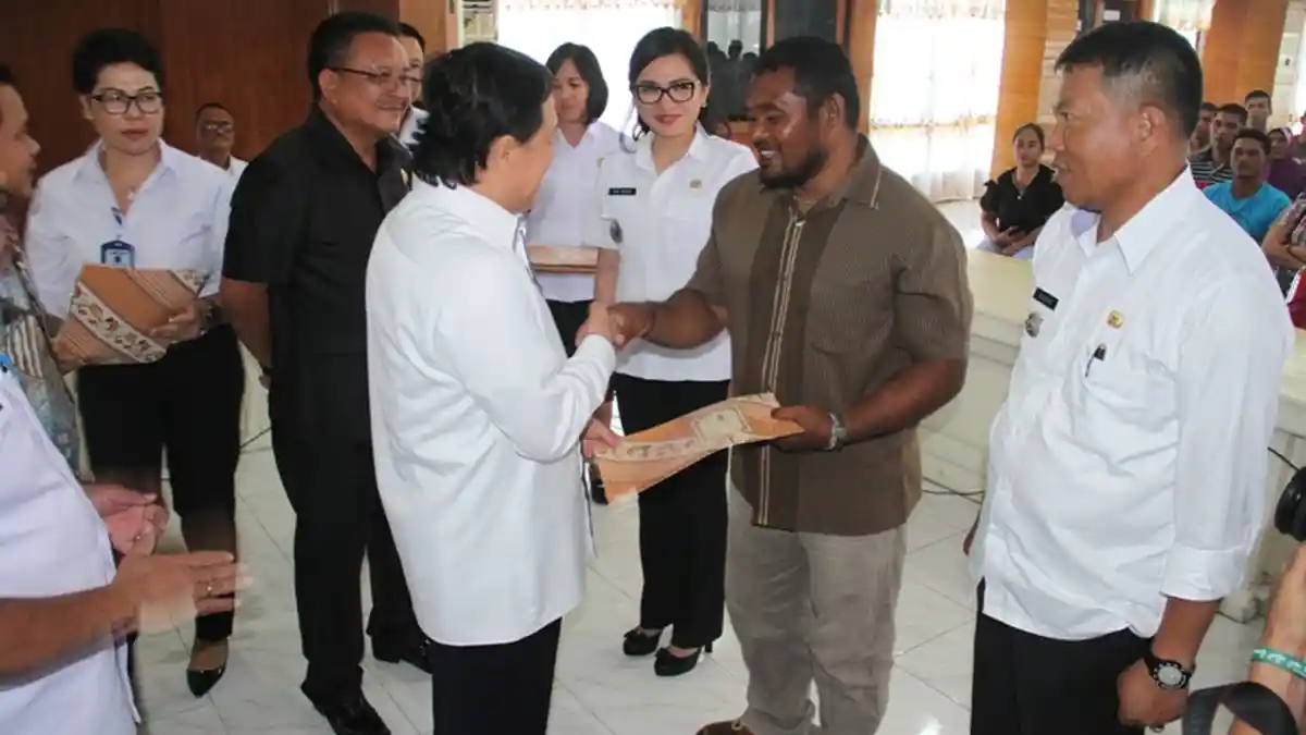 54 Warga Asing di Bitung Resmi Jadi WNI