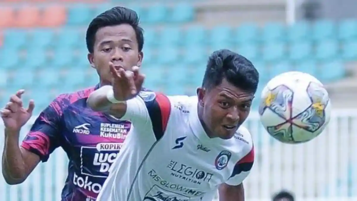 Seusai 5 Laga Selalu Kalah dan Mandul, Arema FC Akhirnya Menang di Kandang RANS dengan Skor 2-1