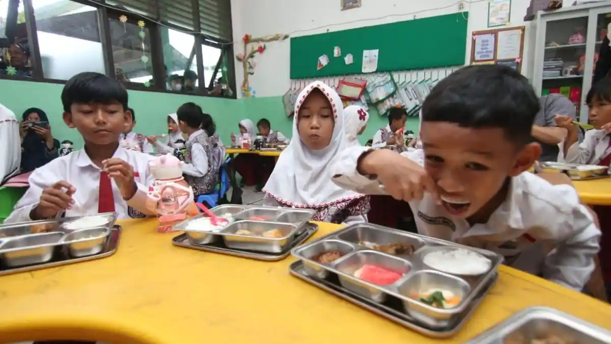 Respons Dinkes Kaltim Soal Makanan Kekinian Spagheti, Burger dan Nuget di Program MBG