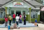 pmi-cabang-kabupaten-tapin-menyalurkan-paket-bantuan-phbs.jpg