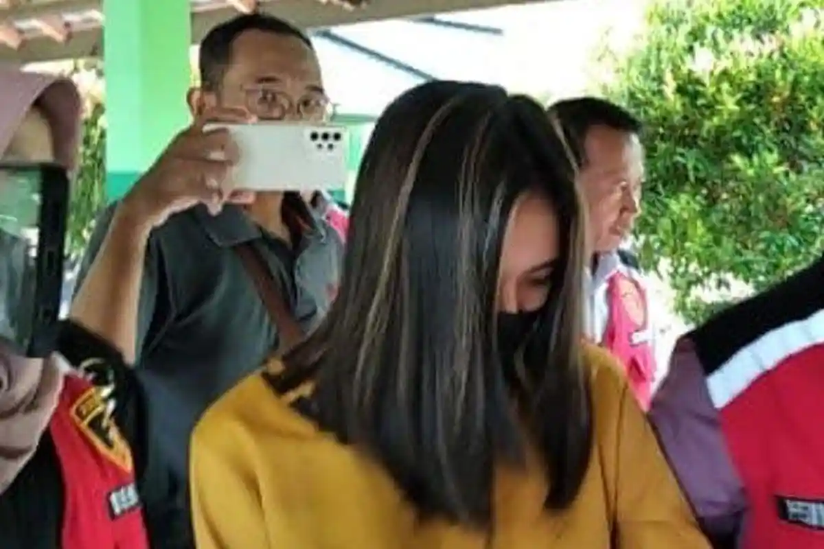 Keluarga Tak Percaya Mama Muda di Jambi Lakukan Pelecehan Terhadap 17 Anak: Di Sini Dia yang Korban