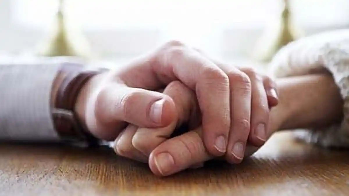 Dalam Islam, Ini Hukum Suami Menyamakan Istri dengan Ibunya
