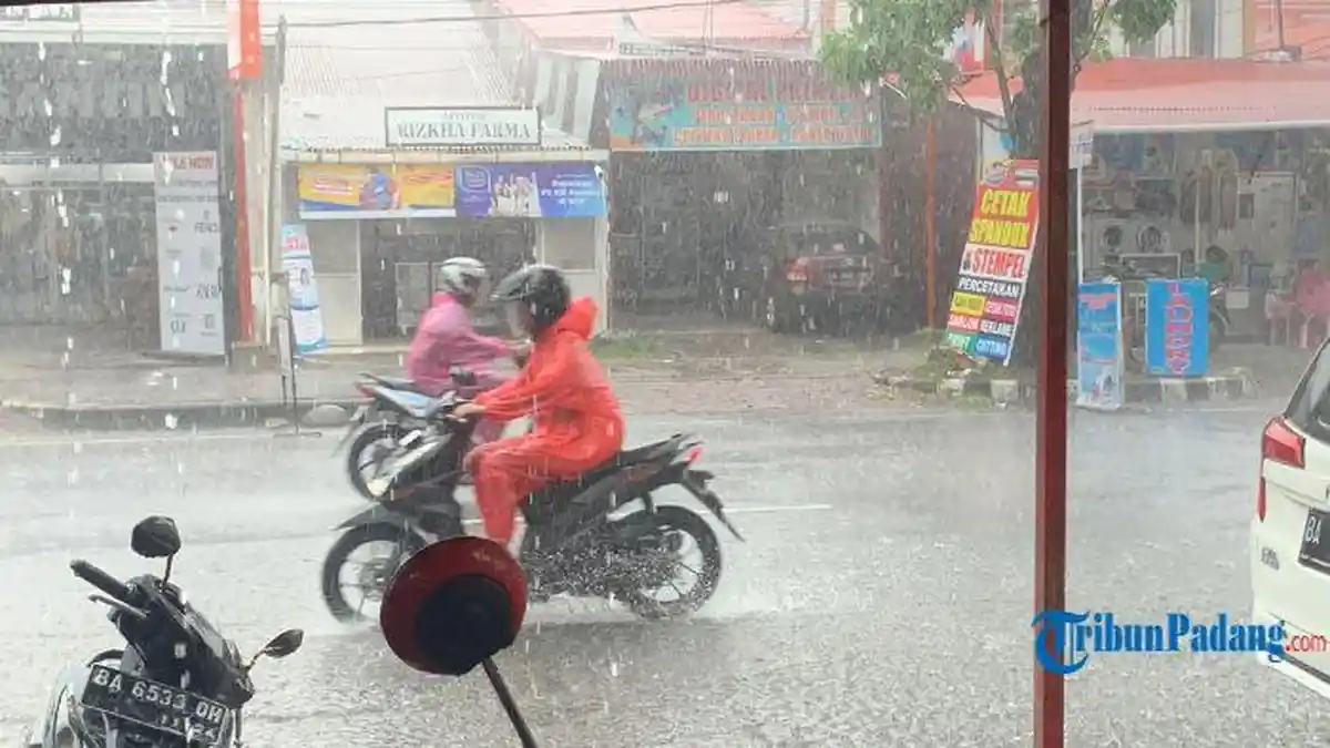 Cuaca Sumbar Hari ini: Malam Hari Hujan Berpotensi Guyur Solok, Sijunjung, hingga Dharmasraya