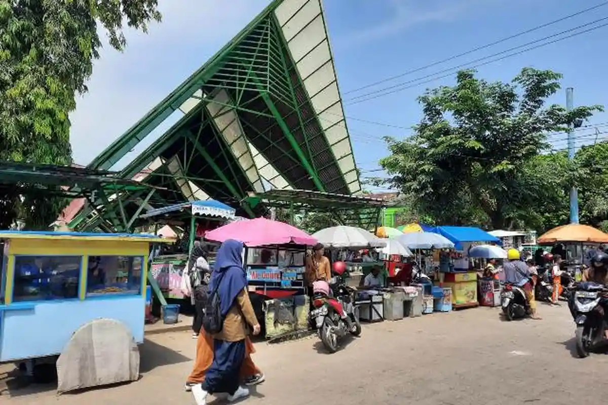 Lapangan Samber Metro Lampung, Destinasi Wisata dengan Aneka Jajanan Kuliner 